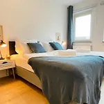 Neu Gruppenurlaub In Der Kieler Innenstadt * Kiel
