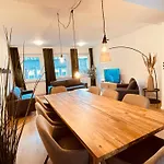 Neu Gruppenurlaub In Der Kieler Innenstadt * Kiel