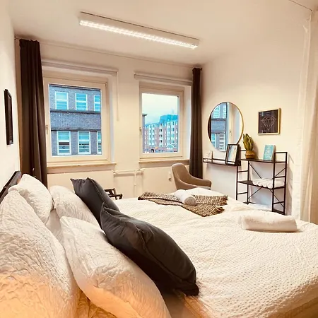 Apartamento Neu Gruppenurlaub In Der Kieler Innenstadt