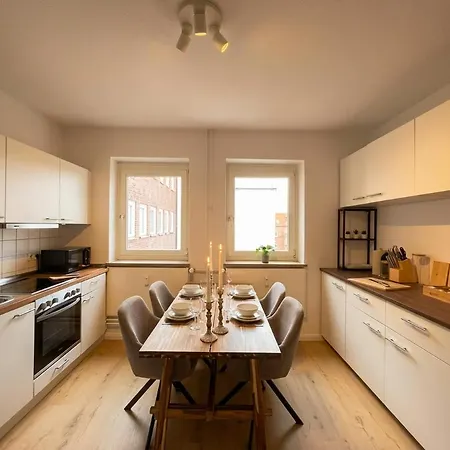 Apartamento Neu Gruppenurlaub In Der Kieler Innenstadt *